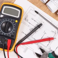 Ile trwa kurs na elektryka? Sprawdź czas, koszty i perspektywy pracy